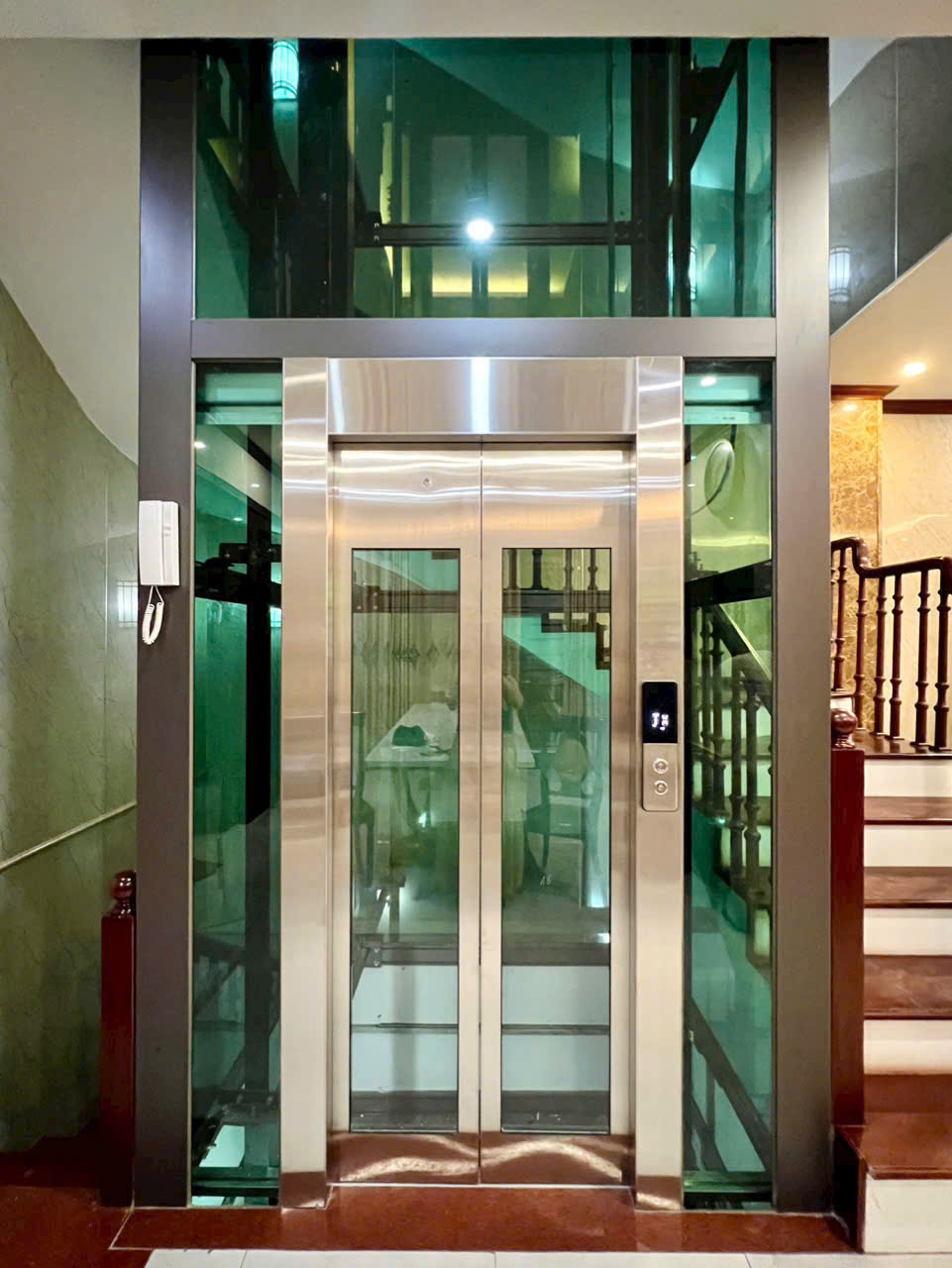 Thang máy lồng kính đẹp